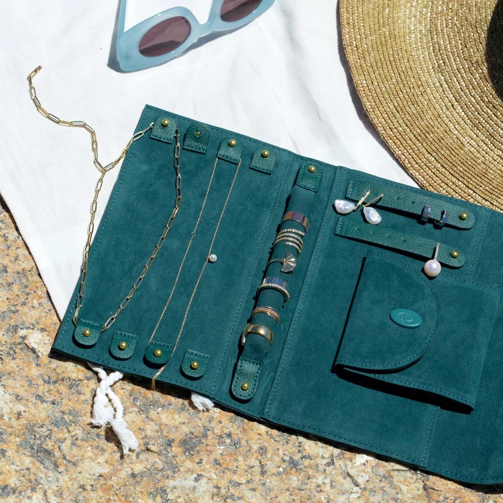 Aurate Green Vegan Leather Jewelry Travel Pouch